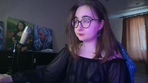 If you like it when I meow give me a thumbs up online show from 14, 2, 2025