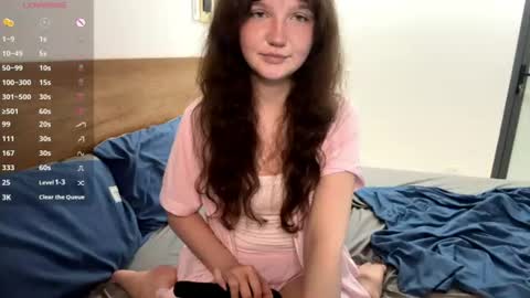 Snapshot of ela_wish chatting on 17, 7, 2026 Ela online show from 17, 7, 2026