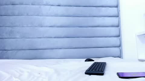 Snapshot of elaisaprincess chatting on 18, 2, 2025 elaisaprincess online show from 18, 2, 2025