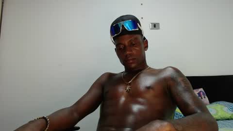 Snapshot of elamerikanohot chatting on 18, 6, 2026 stiwart online show from 18, 6, 2026