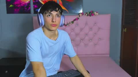 Elan Giralon online show from 26, 11, 2025