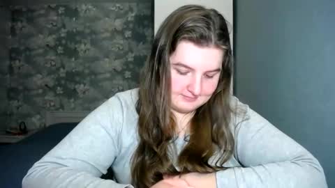 Elanis online show from 28, 12, 2024