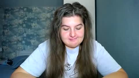 Elanis online show from 12, 11, 2025