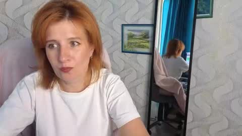 Snapshot of elannaria chatting on 8, 9, 2025 Elanna online show from 8, 9, 2025