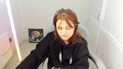 Snapshot of elara_muse chatting on 13, 5, 2026 Evie online show from 13, 5, 2026