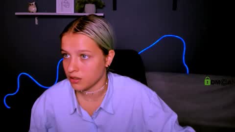 elara_night online show from 30, 9, 2025