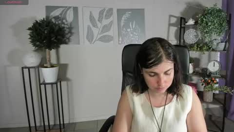 Snapshot of elara_starfall chatting on 28, 6, 2026 Marta online show from 28, 6, 2026