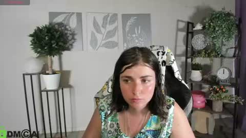 Snapshot of elara_starfall chatting on 4, 7, 2026 Marta online show from 4, 7, 2026