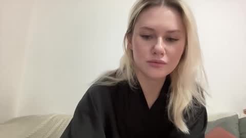 elaraluxxxe online show from 26, 11, 2025