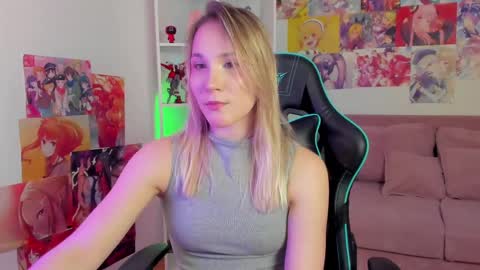 elaravoltage online show from 15, 4, 2026