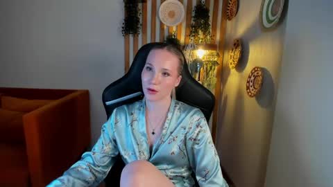 elaravoltage online show from 6, 6, 2026