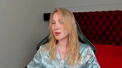 elaravoltage online show from 17, 7, 2026
