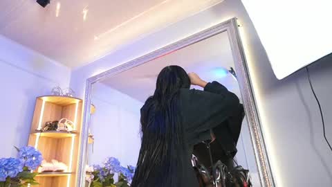 Snapshot of elasummeer chatting on 25, 4, 2026 Elasummeer online show from 25, 4, 2026