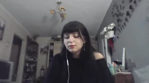 Snapshot of elaynetanton chatting on 25, 6, 2026 Lia online show from 25, 6, 2026
