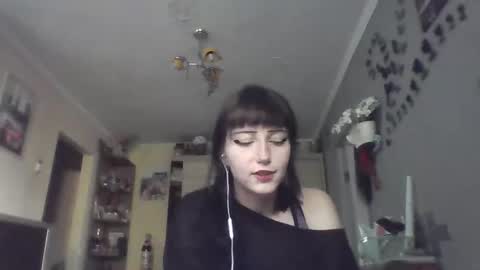 Snapshot of elaynetanton chatting on 26, 6, 2026 Lia online show from 26, 6, 2026