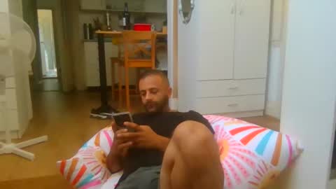 daniel18cmx online show from 7, 1, 2026