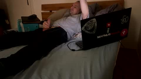 Snapshot of elcretinmo chatting on 7, 2, 2026 elcretinmo online show from 7, 2, 2026