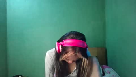 Snapshot of eldie69 chatting on 17, 4, 2026 eldie69 online show from 17, 4, 2026