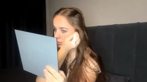 Snapshot of eleanorolaes chatting on 25, 2, 2026 Kelly online show from 25, 2, 2026