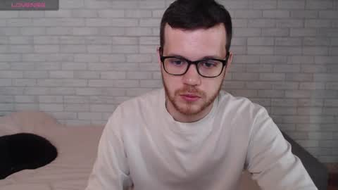Snapshot of electric_smile chatting on 20, 7, 2026 Alex online show from 20, 7, 2026