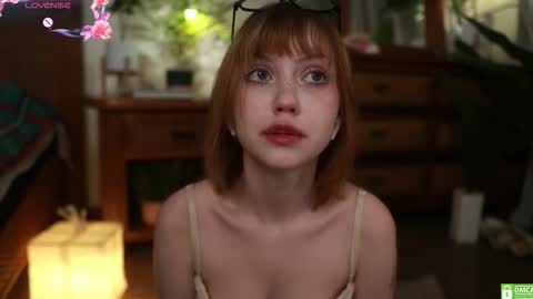 Snapshot of electric_woman chatting on 26, 9, 2025 Aleksa online show from 26, 9, 2025