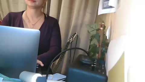 Snapshot of electrocute_me chatting on 10, 12, 2024 Julia Follow me on Onlyfansju grosroberts online show from 10, 12, 2024