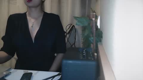 Snapshot of electrocute_me chatting on 1, 2, 2025 Julia Follow me on Onlyfansju grosroberts online show from 1, 2, 2025