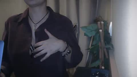 Snapshot of electrocute_me chatting on 9, 3, 2025 Julia Follow me on Onlyfansju grosroberts online show from 9, 3, 2025