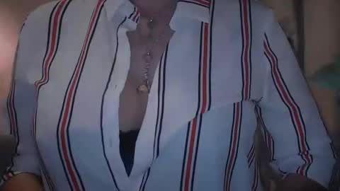 Snapshot of electrocute_me chatting on 10, 3, 2025 Julia Follow me on Onlyfansju grosroberts online show from 10, 3, 2025