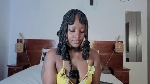 Snapshot of elegant_ebony chatting on 11, 5, 2026 Nika online show from 11, 5, 2026