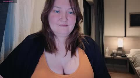 Snapshot of elegant_pleasure chatting on 13, 4, 2026 elegant_pleasure online show from 13, 4, 2026