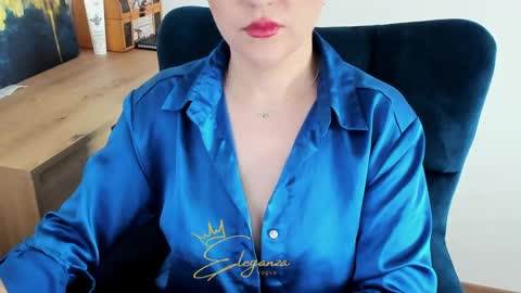 Snapshot of eleganzavogue chatting on 9, 5, 2026 eleganzavogue online show from 9, 5, 2026
