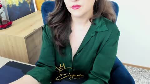 Snapshot of eleganzavogue chatting on 2, 6, 2026 eleganzavogue online show from 2, 6, 2026