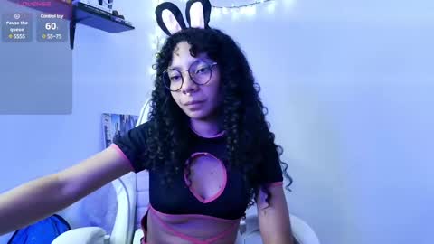 Snapshot of elektra_williams chatting on 23, 1, 2025 elektra_williams online show from 23, 1, 2025