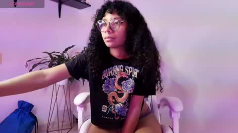 Snapshot of elektra_williams chatting on 28, 1, 2025 elektra_williams online show from 28, 1, 2025