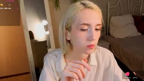 Snapshot of elen__moore chatting on 29, 4, 2026 Elen online show from 29, 4, 2026