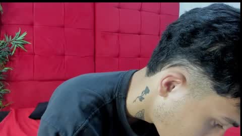 Elena  Derek online show from 19, 12, 2024