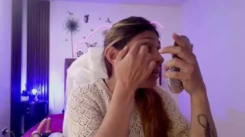 Elena online show from 13, 10, 2025