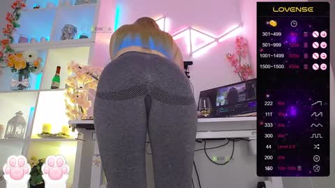 Elena online show from 25, 1, 2025