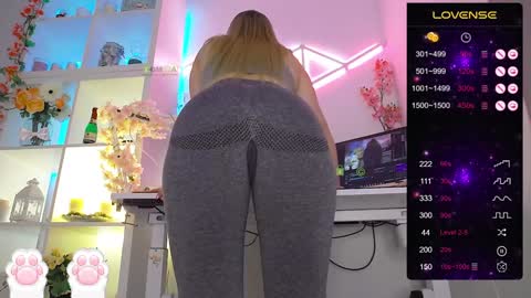 Elena online show from 26, 1, 2025