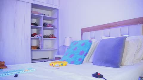 Elena online show from 25, 11, 2025