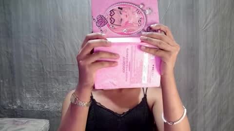 elenacum online show from 13, 10, 2025