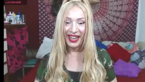 elenaevans2 online show from 25, 2, 2026