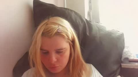 Elena online show from 23, 6, 2026
