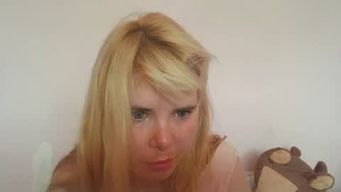 Elena online show from 30, 6, 2026