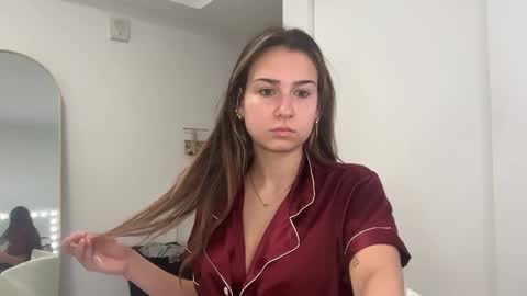 Elena online show from 2, 4, 2026