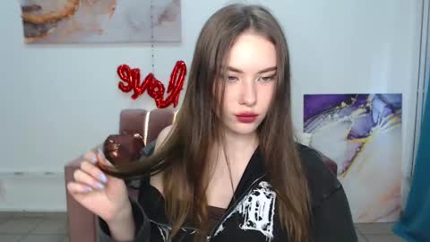 elenaoconar online show from 8, 3, 2025