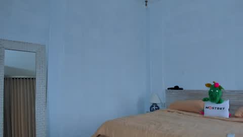 Eleonora online show from 10, 1, 2025