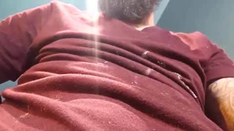 Snapshot of elephant_titus chatting on 29, 5, 2026 elephant_titus online show from 29, 5, 2026