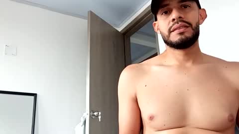 Snapshot of elferjuan1310 chatting on 15, 3, 2026 elferjuan1310 online show from 15, 3, 2026